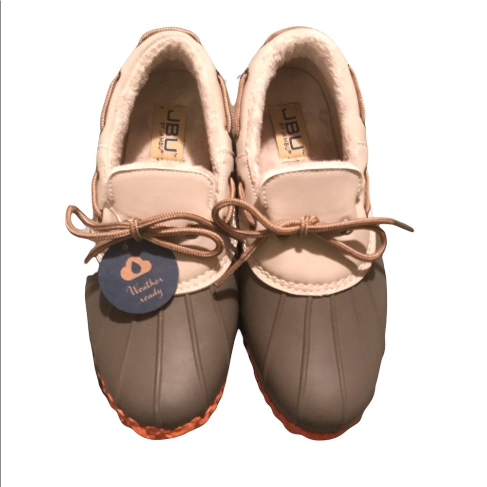 💕NWT JBU ladies new duck shoes - size 7